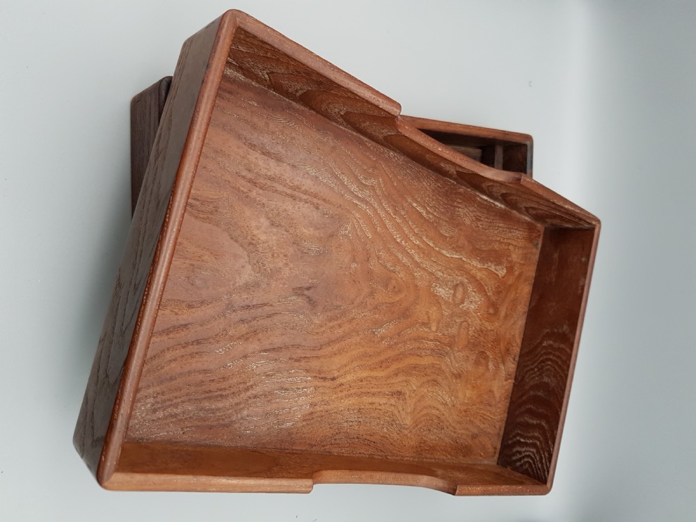 Rare Japanese Meiji (19thC) Mulberry Wood Writing Box (Suzuri-bako) View V