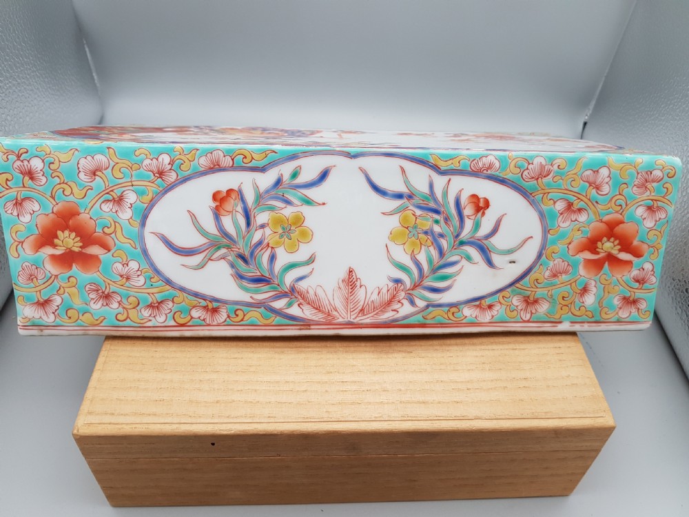 Extremely Rare Japanese Edo (18thC) Hand-Painted Porcelain Writing Box (Suzuri-bako) View VI
