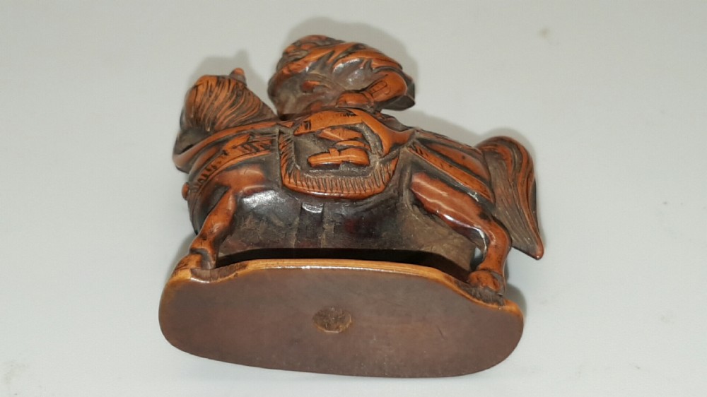 Rare Japanese Edo (early to mid-19thC) Boxwood Netsuke of General Gentoku View VI