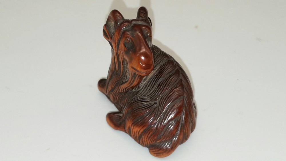 Magnificent Japanese Edo (18thC) Boxwood Netsuke of a Recumbent Ram View III