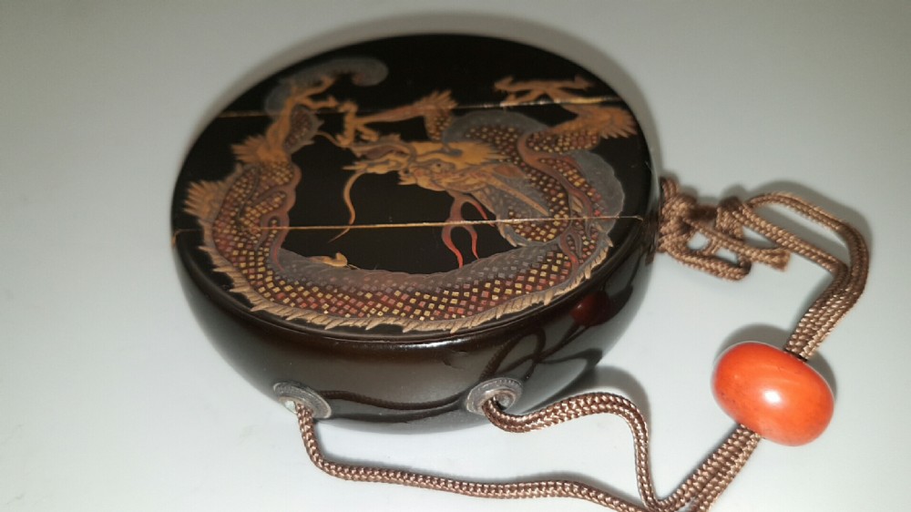 Unusual Japanese Meiji (19thC) Lacquer Circular Two-Case Dragon Inro View VIII
