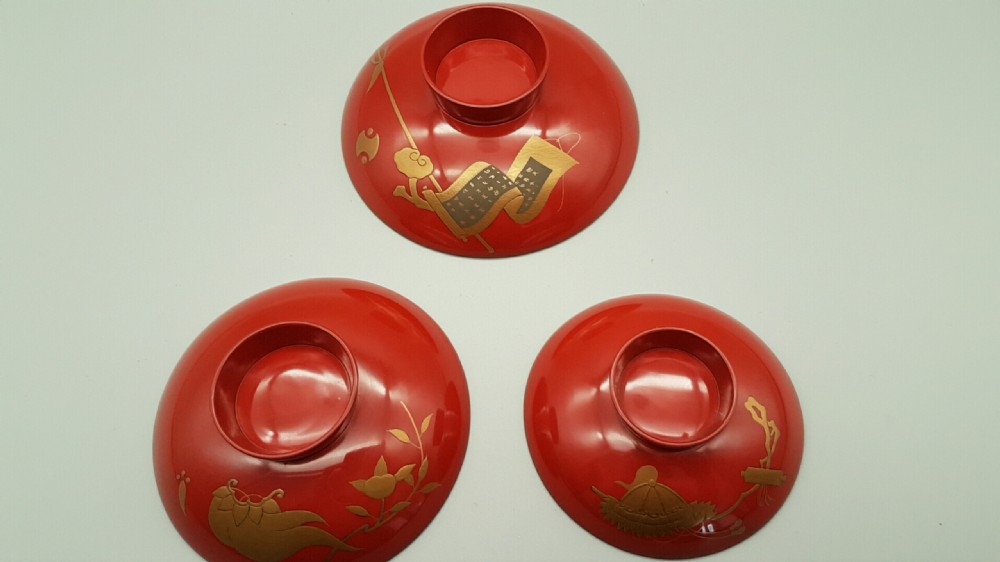 Three Exquisite Japanese Meiji (19thC) Lacquer Sake Cups View VI