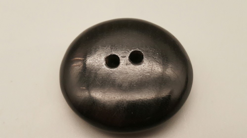 Rare Japanese Meiji Porcelain Satsuma Netsuke View II