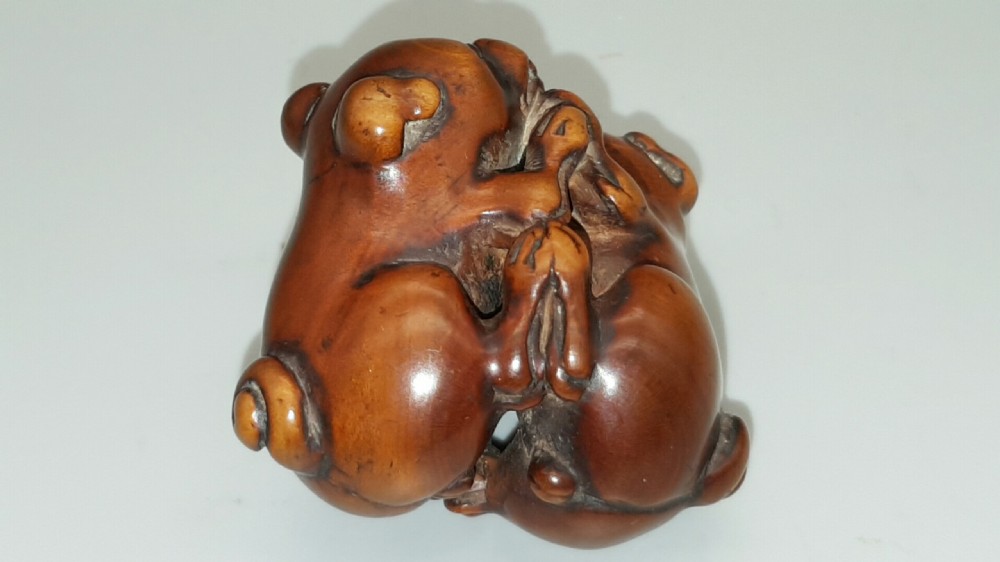 Japanese Meiji Boxwood Netsuke of Two Puppies at Play View II