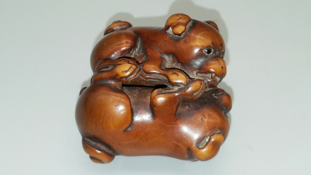 Japanese Meiji Boxwood Netsuke of Two Puppies at Play View III