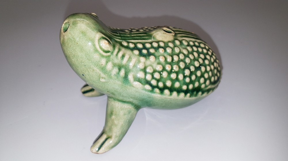 Antique (19thC) Chinese Celadon Porcelain Toad Water Dropper 