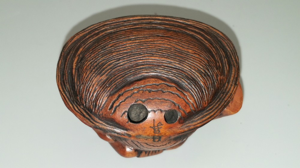 Japanese Meiji (19thC) Boxwood Netsuke of a Kappa (Yokai)) on a Clam, signed View V