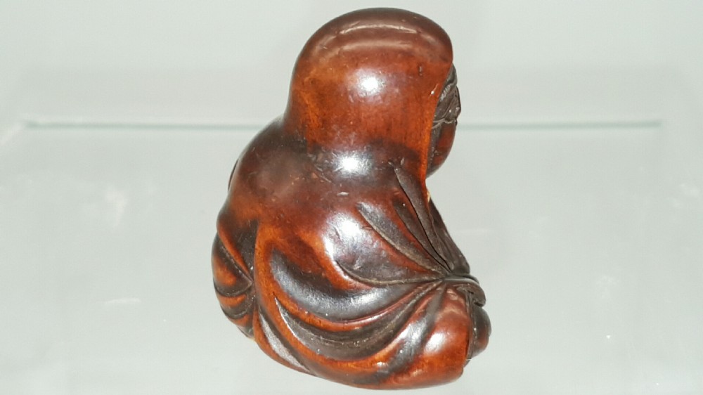 Japanese Meiji (19thC) Boxwood Netsuke of Daruma, Signed Shumin View III