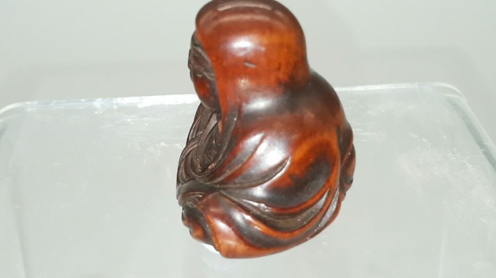 Japanese Meiji (19thC) Boxwood Netsuke of Daruma, Signed Shumin View V