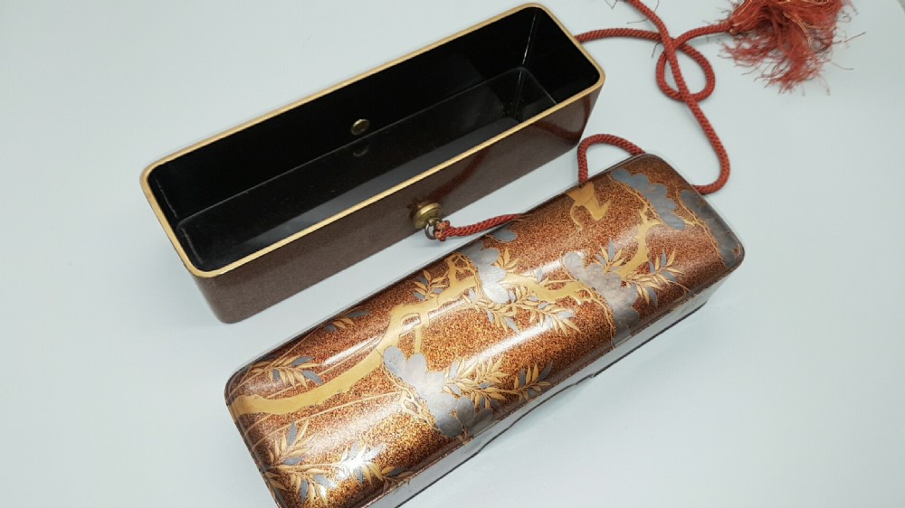 Lovely Japanese Meiji (19thC) Lacquer Letter Box (Fubako) with Cranes & Pine Tree Decoration View III