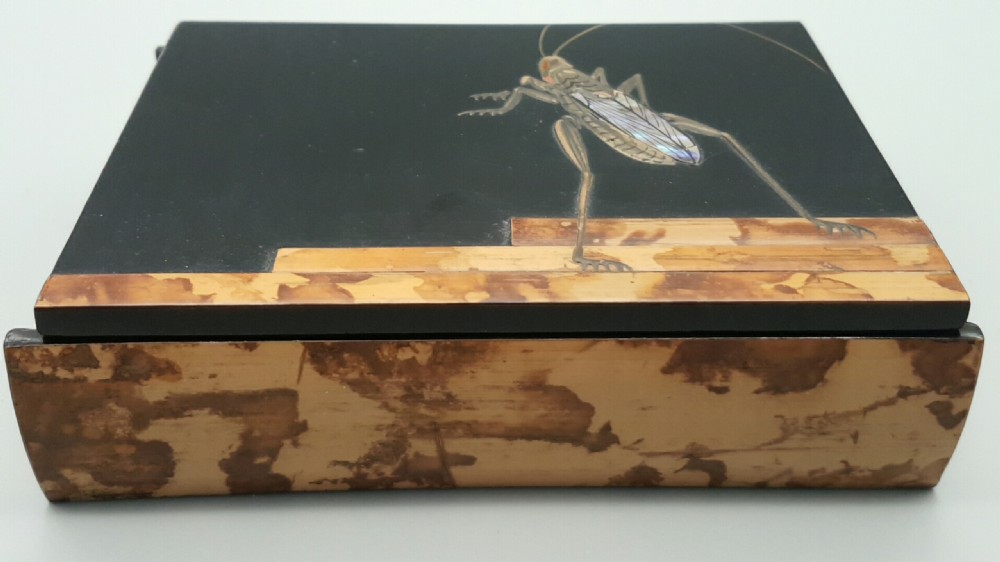 Rare Japanese Meiji (19thC) Ryukyu Islands Lacquer Keepsake Box View III