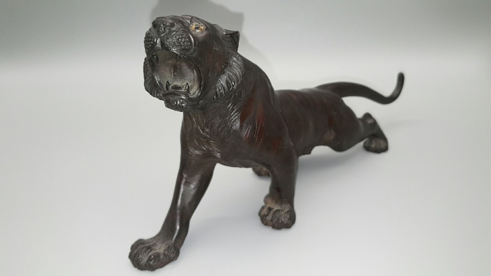 Superb Japanese Meiji (late 19thC) Bronze Tiger by Omori Mitsumoto (Omori Kogen) View III