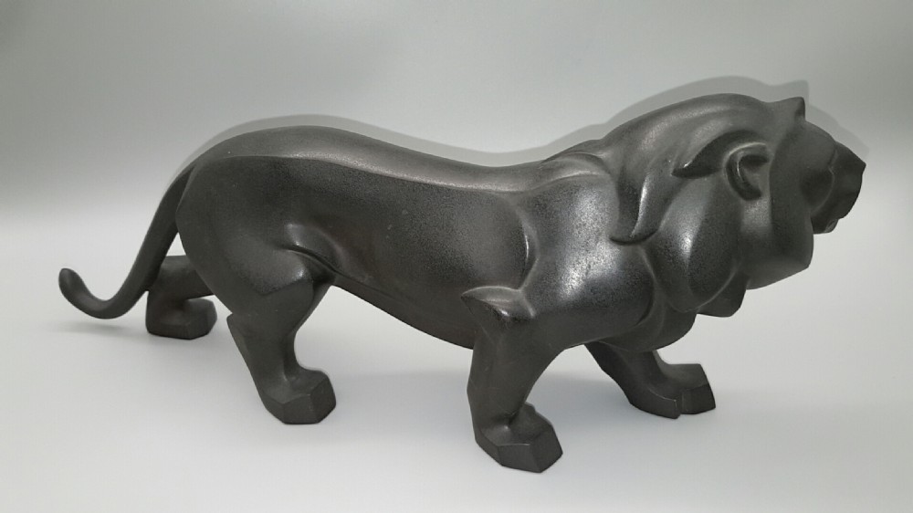 Rare Art Deco (1920s) Japanese Bronze Sculpture (Okimono) of a Tiger by Kabuki Shumei (Hideaki)  View II