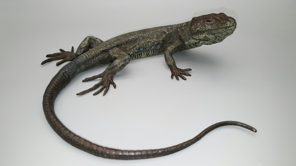 Magnificent Antique (ca. 1900) Austrian Cold-Painted Bronze Lizard by Franz Bergman 