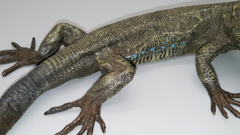 Magnificent Antique (ca. 1900) Austrian Cold-Painted Bronze Lizard by Franz Bergman  View VII