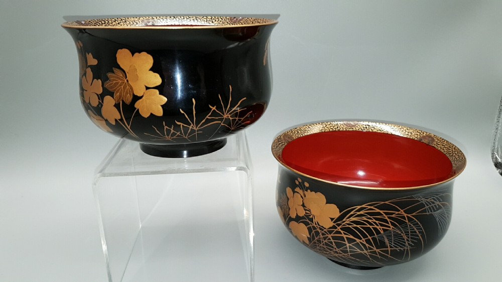 Stunning Pair of Japanese Taisho/Showa Lacquer Sake Cup Washing Bowls (Haisen) View III
