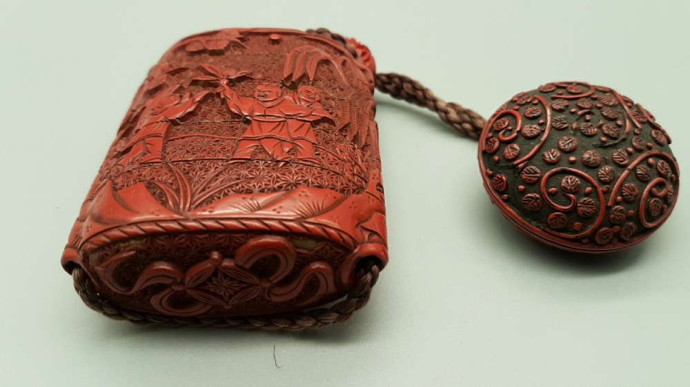 Excellent Japanese Meiji (19thC) Red Lacquer (Cinnabar) Inro, Netsuke & Ojime Ensemble View IX