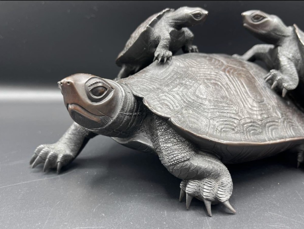 Superb Japanese Meiji (late 19thC) Bronze Group of Three Turtles signed Kose  View II