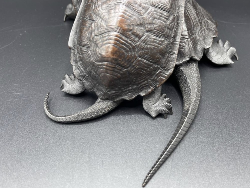 Superb Japanese Meiji (late 19thC) Bronze Group of Three Turtles signed Kose  View VI