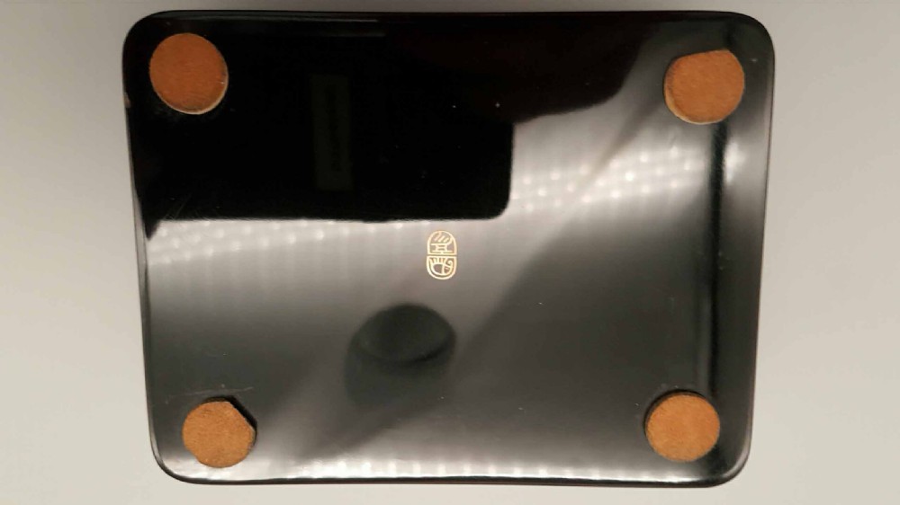 Attractive Japanese Taisho (early 20thC) Black and Gold Lacquer Camellia Box and Cover with Matching Tray by Heian Zohiko View VIII