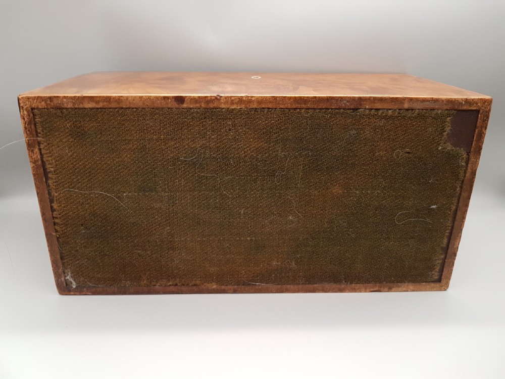 Beautifil English Georgian (ca. 1780-1800) Mahogany Tea Caddy View VI