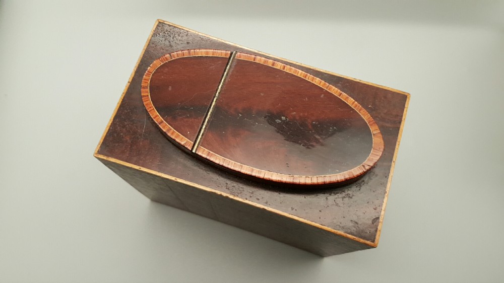 Beautifil English Georgian (ca. 1780-1800) Mahogany Tea Caddy View XI