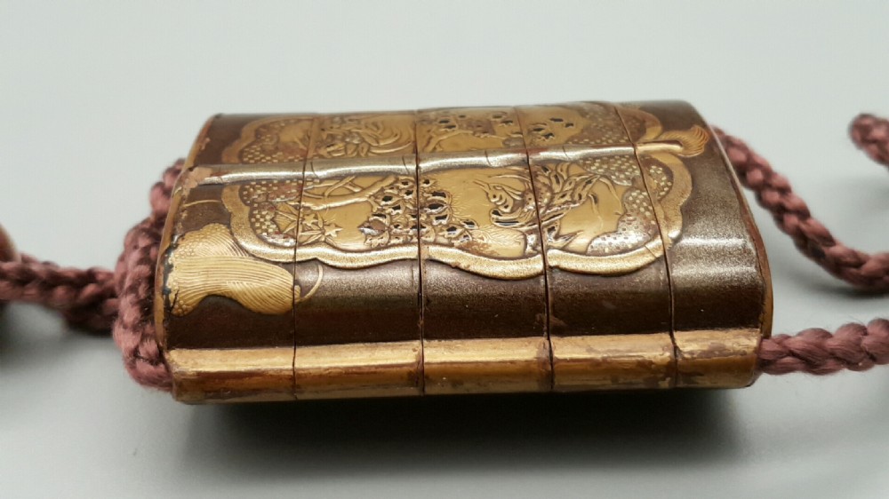 Rare Japanese Edo (mid-19thC) Lacquer Inro Decorated with Samurai War Fans View IX