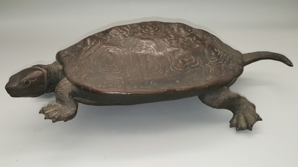 Japanese Antique (1919) Taisho Bronze Okimono of Two Turtles, Style of Murata Seimin View V