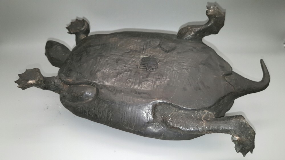 Japanese Antique (1919) Taisho Bronze Okimono of Two Turtles, Style of Murata Seimin View IX