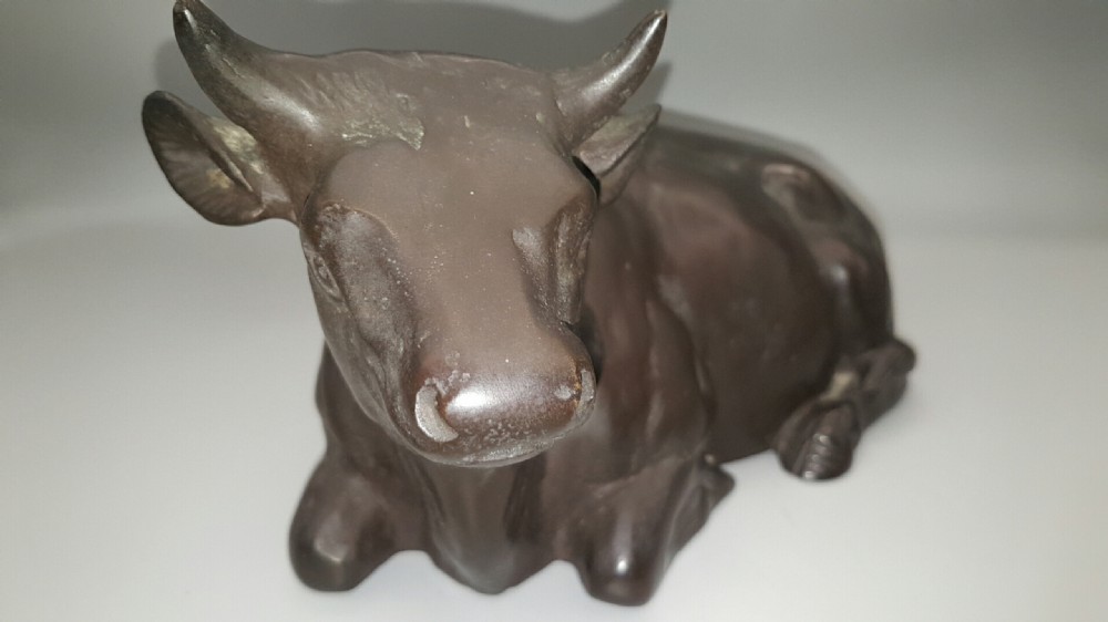 Fine Japanese Meiji (early 20thC) Bronze Cow View V