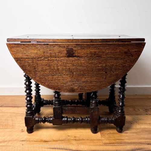 SMALL 17TH CENTURY OAK GATELEG TABLE - ADDITIONAL PHOTO 2