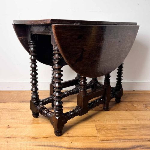 SMALL 17TH CENTURY OAK GATELEG TABLE - ADDITIONAL PHOTO 5