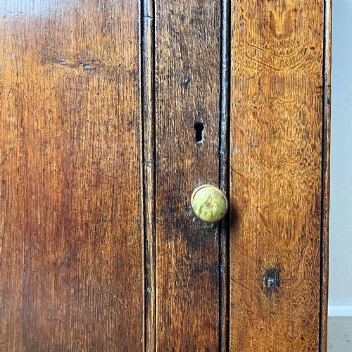 18TH CENTURY OAK WALL CUPBOARD - ADDITIONAL PHOTO 8
