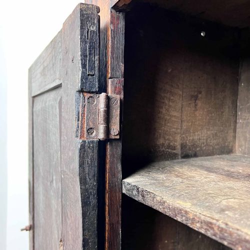 18TH CENTURY OAK WALL CUPBOARD - ADDITIONAL PHOTO 15