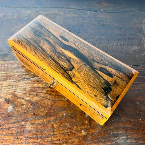 ANTIQUE ROSEWOOD BOX WITH SATINWOOD BANDING - ADDITIONAL PHOTO 2