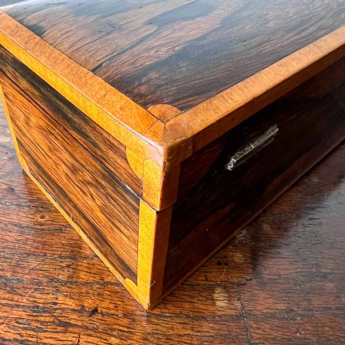 ANTIQUE ROSEWOOD BOX WITH SATINWOOD BANDING - ADDITIONAL PHOTO 6