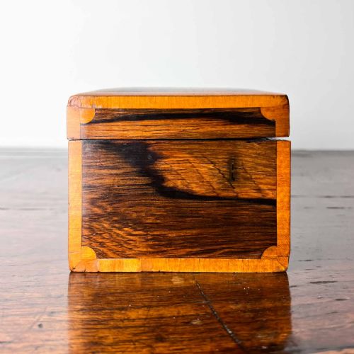 ANTIQUE ROSEWOOD BOX WITH SATINWOOD BANDING - ADDITIONAL PHOTO 8
