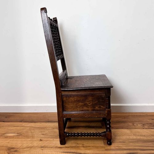 17TH CENTURY OAK BOX CHAIR - ADDITIONAL PHOTO 3