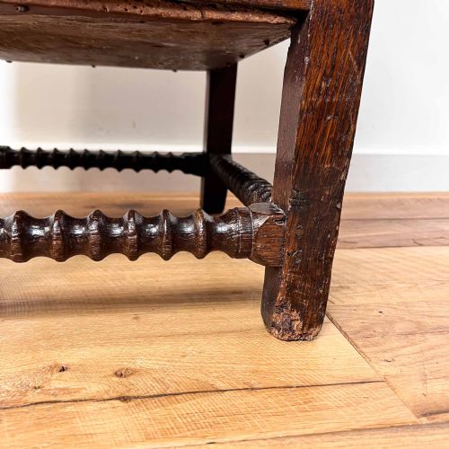 17TH CENTURY OAK BOX CHAIR - ADDITIONAL PHOTO 7