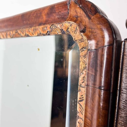 18TH CENTURY WALNUT TOILET MIRROR - ADDITIONAL PHOTO 3