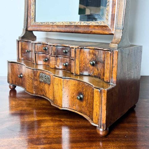 18TH CENTURY WALNUT TOILET MIRROR - ADDITIONAL PHOTO 4