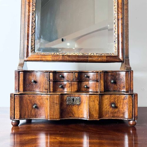 18TH CENTURY WALNUT TOILET MIRROR - ADDITIONAL PHOTO 17