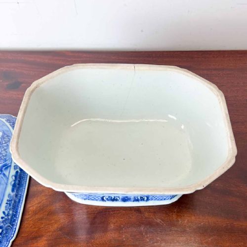 18TH CENTURY CHINESE BLUE AND WHITE TUREEN - ADDITIONAL PHOTO 10