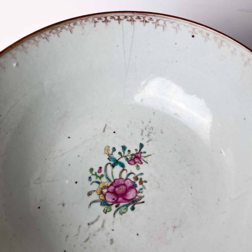 C18TH CHINESE PORCELAIN FAMILLE ROSE PUNCH BOWL - ADDITIONAL PHOTO 13