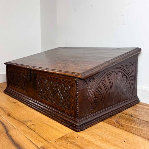 18TH CENTURY CARVED OAK DESK BOX WITH HOLLY AND BOG OAK INLAY - ADDITIONAL PHOTO 9