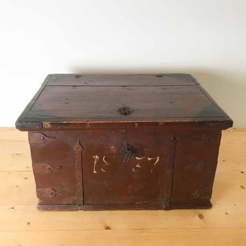 ANTIQUE SCANDINAVIAN PAINTED PINE BOX DATED 1837 - ADDITIONAL PHOTO 6