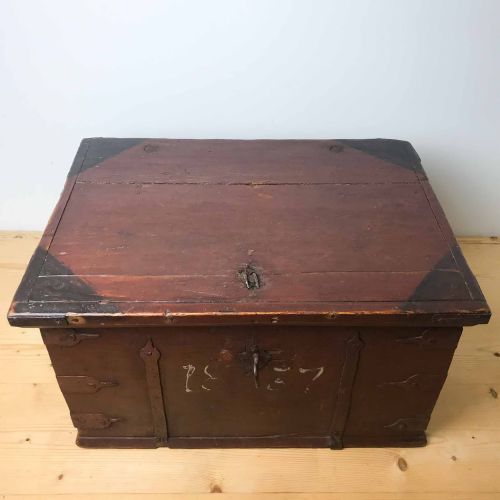 ANTIQUE SCANDINAVIAN PAINTED PINE BOX DATED 1837 - ADDITIONAL PHOTO 10