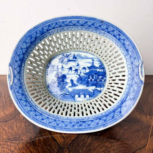 CHINESE PORCELAIN EXPORT WARE CHESTNUT BASKET - ADDITIONAL PHOTO 1