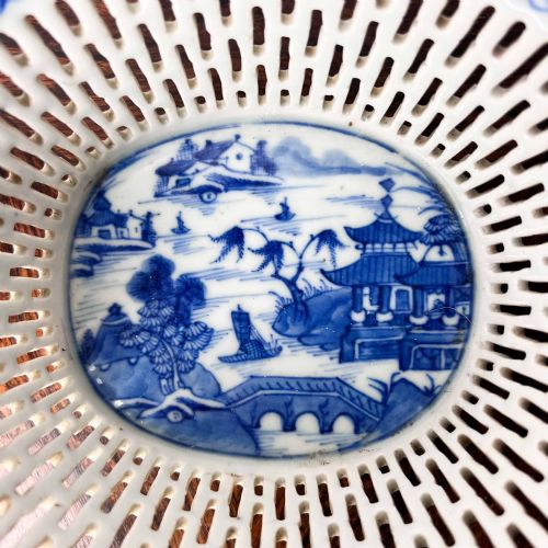 CHINESE PORCELAIN EXPORT WARE CHESTNUT BASKET - ADDITIONAL PHOTO 5
