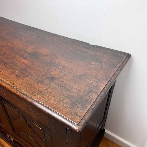 LARGE 18TH CENTURY OAK MULE CHEST - ADDITIONAL PHOTO 13